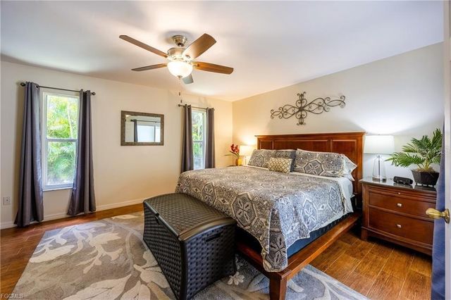 4522 SW 1ST AVENUE, Cape Coral, FL 33914