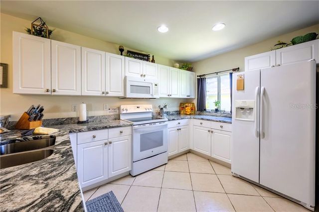 4522 SW 1ST AVENUE, Cape Coral, FL 33914