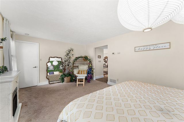 3031 Marie Drive, Hampton, PA 15044