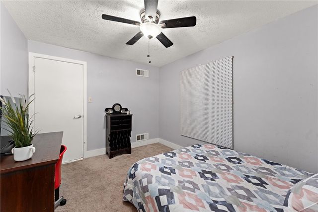 3031 Marie Drive, Hampton, PA 15044