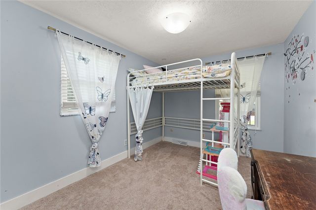 3031 Marie Drive, Hampton, PA 15044