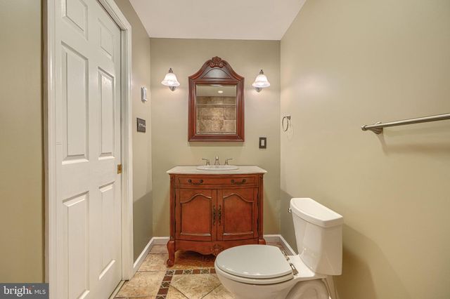 9310 GLEN VISTA RD, Perry Hall, MD 21128