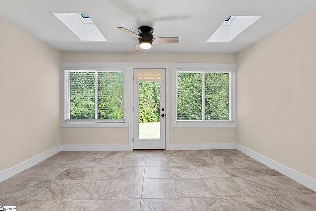 1906 417 Highway, Woodruff, SC 29388