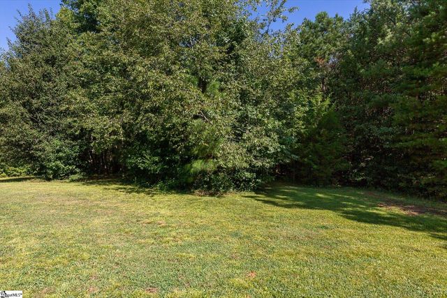 1906 417 Highway, Woodruff, SC 29388