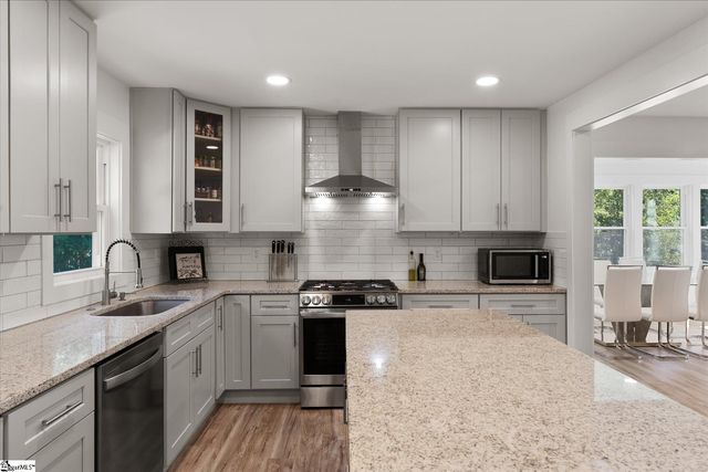 1906 417 Highway, Woodruff, SC 29388