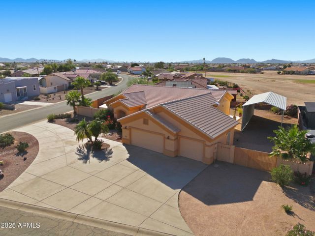 14870 S COUNTRY CLUB Way S, Arizona City, AZ 85123