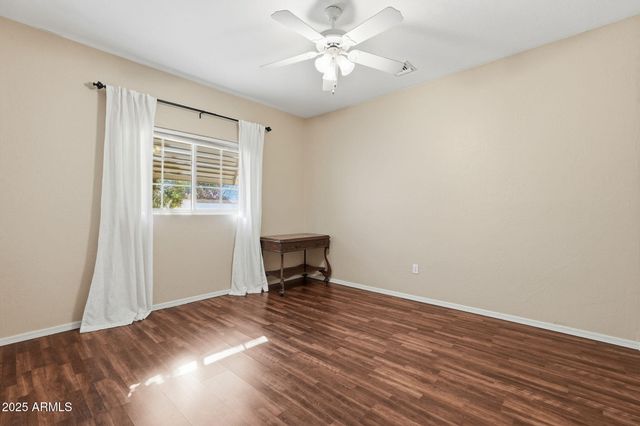 14870 S COUNTRY CLUB Way S, Arizona City, AZ 85123