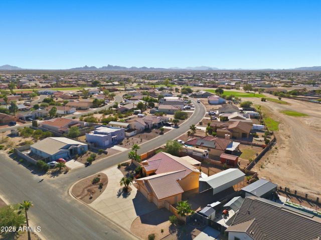 14870 S COUNTRY CLUB Way S, Arizona City, AZ 85123