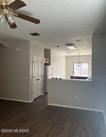 7739 W Sombrero View Lane, Tucson, AZ 85743
