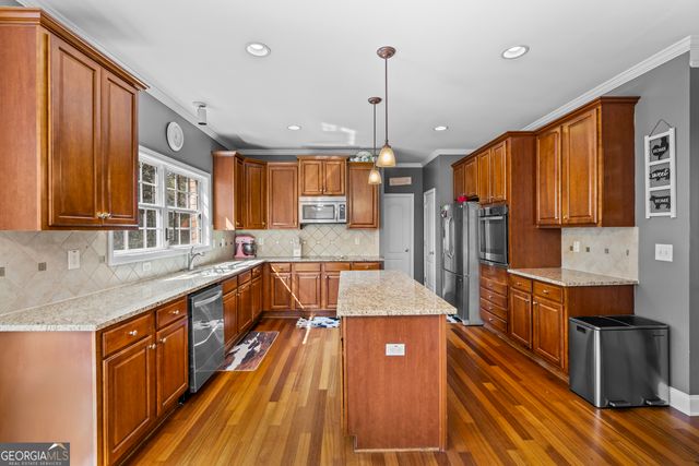 90 Harvey Avenue, Covington, GA 30016