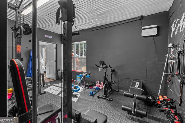 90 Harvey Avenue, Covington, GA 30016