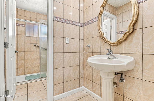 11013 BOB STONE Drive, El Paso, TX 79936