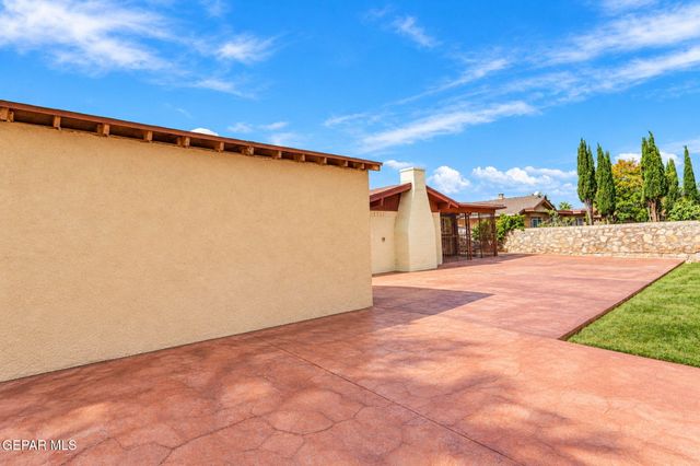 11013 BOB STONE Drive, El Paso, TX 79936