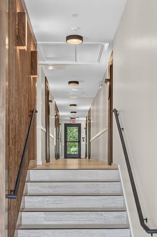 13 Warwick St 303, Somerville, MA 02144