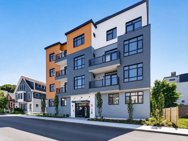 13 Warwick St 303, Somerville, MA 02144