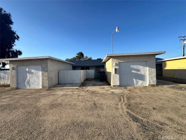 12765 Pocomoke Road, Apple Valley, CA 92308