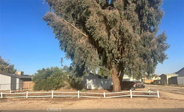 12765 Pocomoke Road, Apple Valley, CA 92308