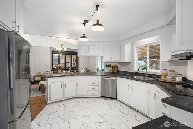 5226 Chelan Lane SE, Lacey, WA 98503