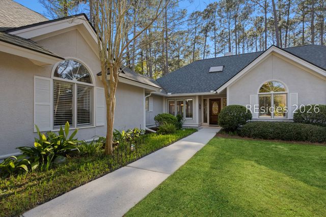 2 Horseman Ln, Hilton Head Island, SC 29926