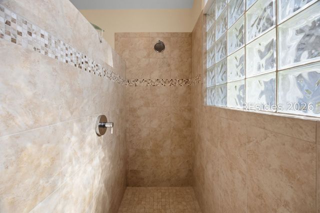 2 Horseman Ln, Hilton Head Island, SC 29926