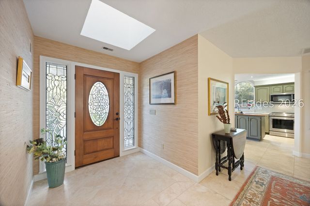 2 Horseman Ln, Hilton Head Island, SC 29926