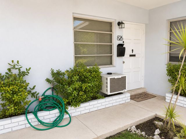 824 NE 16th Street 826, Fort Lauderdale, FL 33304