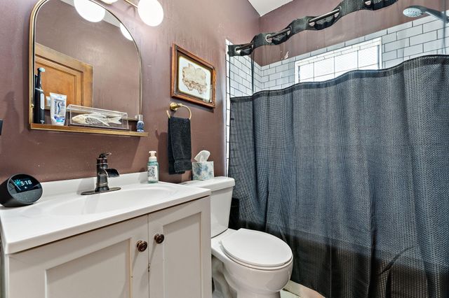 8829 Parrish Avenue, Highland, IN 46322