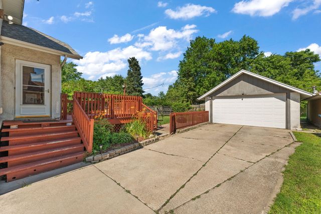 8829 Parrish Avenue, Highland, IN 46322