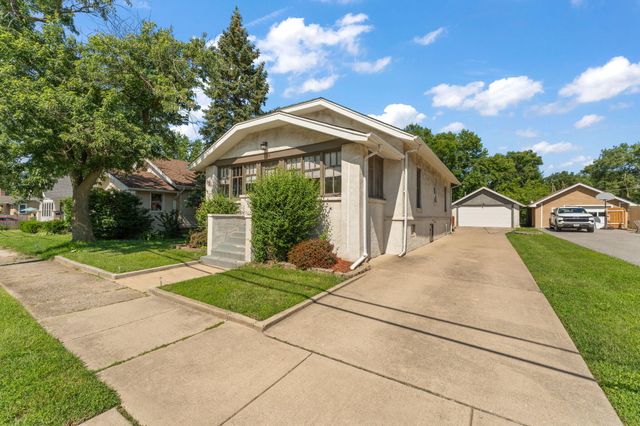 8829 Parrish Avenue, Highland, IN 46322