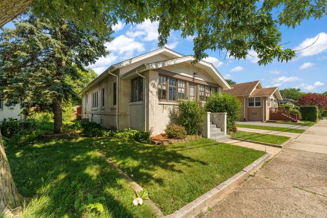 8829 Parrish Avenue, Highland, IN 46322