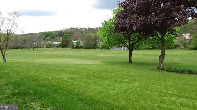 1814 FAIRGROUND RD, Liverpool, PA 17045