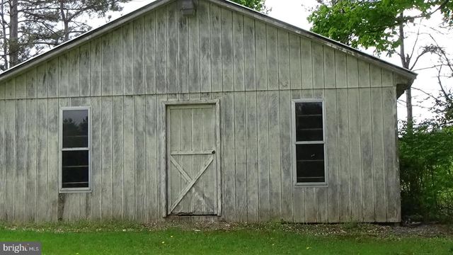 1814 FAIRGROUND RD, Liverpool, PA 17045