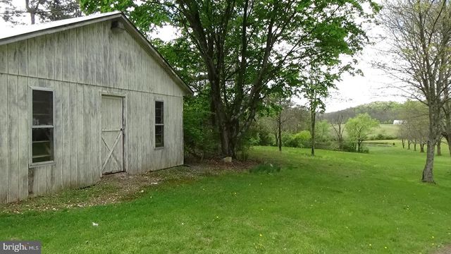 1814 FAIRGROUND RD, Liverpool, PA 17045
