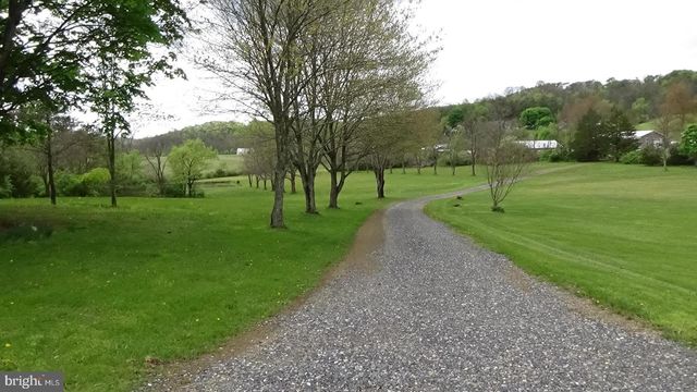1814 FAIRGROUND RD, Liverpool, PA 17045