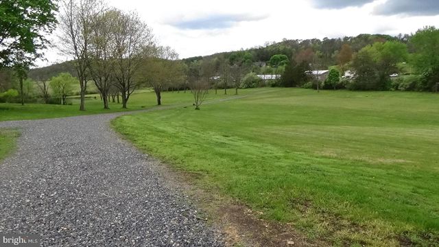 1814 FAIRGROUND RD, Liverpool, PA 17045