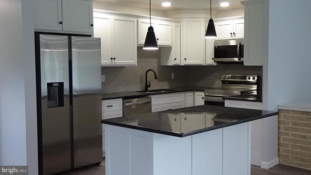 1814 FAIRGROUND RD, Liverpool, PA 17045
