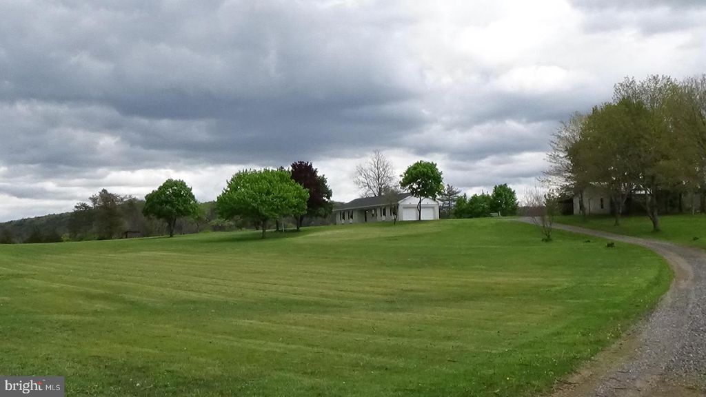 1814 FAIRGROUND RD, Liverpool, PA 17045