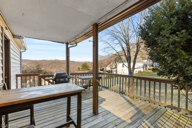 163 WALL STREET, Weirton, WV 26062