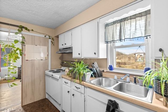 163 WALL STREET, Weirton, WV 26062