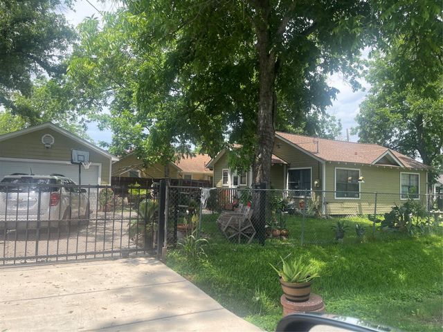 6501 Frisco Street, Houston, TX 77022