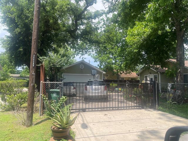 6501 Frisco Street, Houston, TX 77022