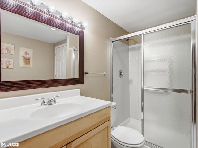 5721 Pinecroft Court, Independence Twp, MI 48346