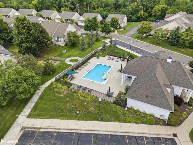 5721 Pinecroft Court, Independence Twp, MI 48346
