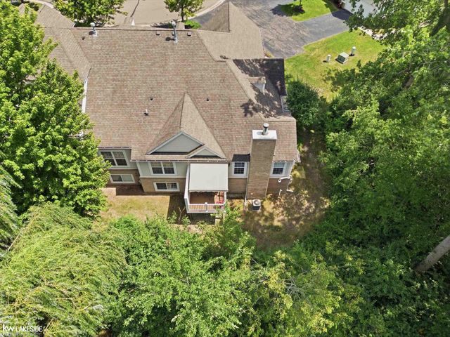 5721 Pinecroft Court, Independence Twp, MI 48346