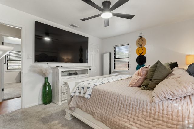 208 Dancer Drive, Longview, TX 75604