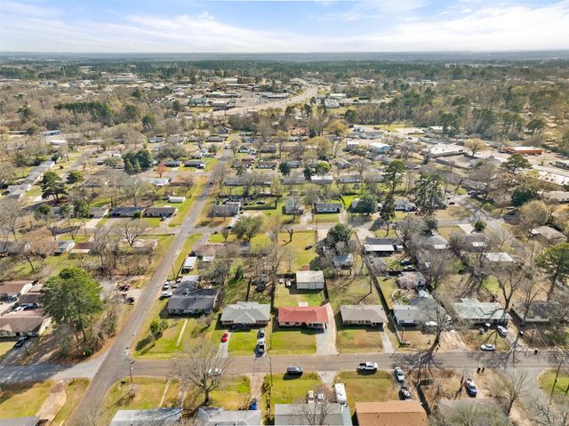 208 Dancer Drive, Longview, TX 75604