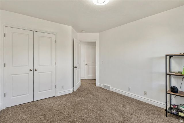 1079 STONE FLY DR, Bluffdale, UT 84065