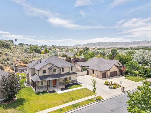 1079 STONE FLY DR, Bluffdale, UT 84065