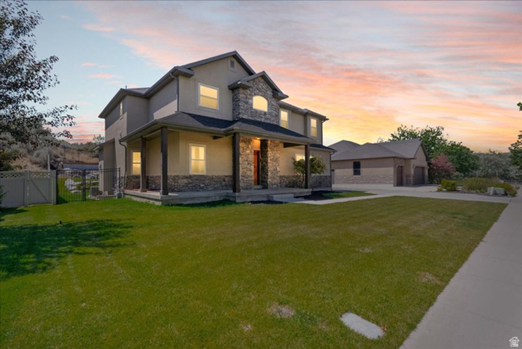 1079 STONE FLY DR, Bluffdale, UT 84065