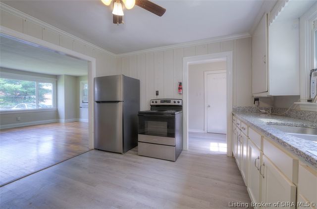 1444 Plank Road, Jeffersonville, IN 47130